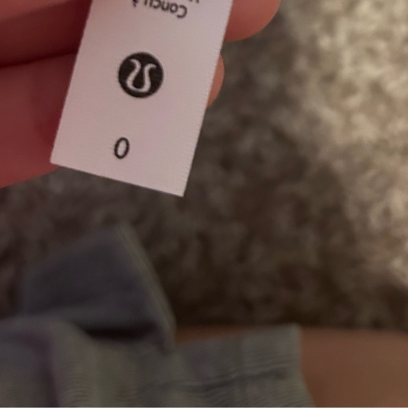 Lululemon Power Pivot Tank — 0 — NWT - Picture 5 of 6